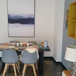 Gerani 2, Διαμέρισμα