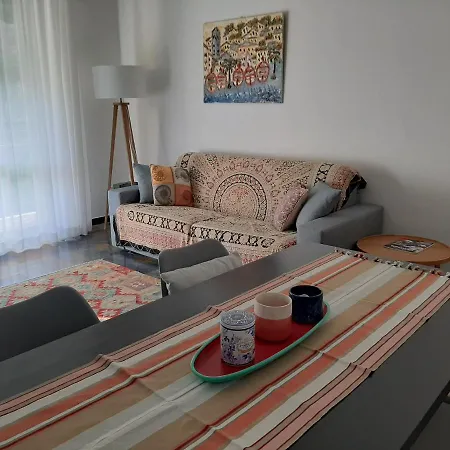 Διαμέρισμα Gerani 2, *